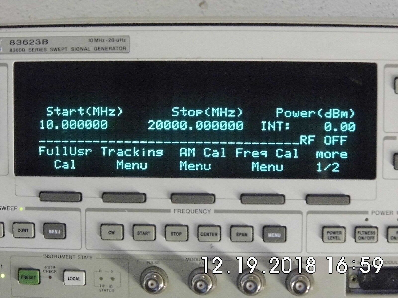 Agilent HP 83623B w/001/008 High Power Synthesized Sweeper (3 In Stock) Agilent HP 83623B w/001/008 High Power Synthesized Sweeper (3 In Stock)
